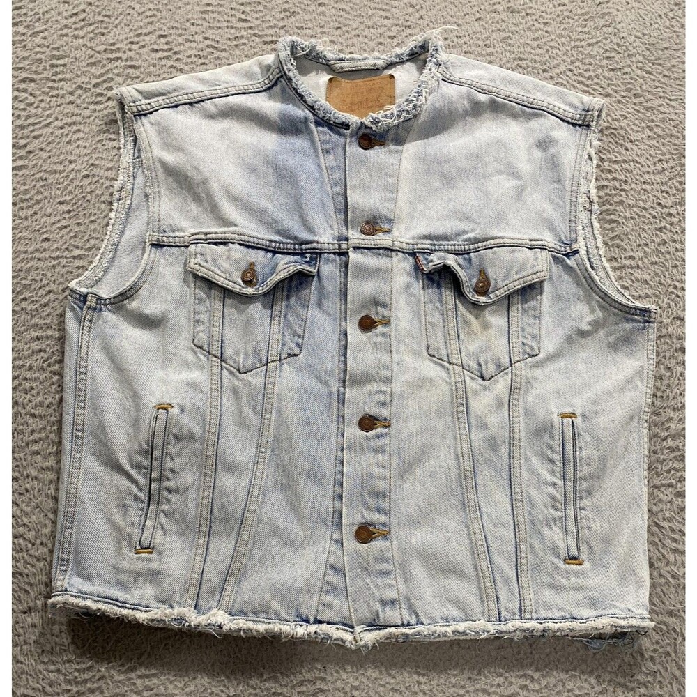 VTG Levi's Vest Men Large Blue Relaxed Trucker Denim Cutoff Biker 70507-0389 90s